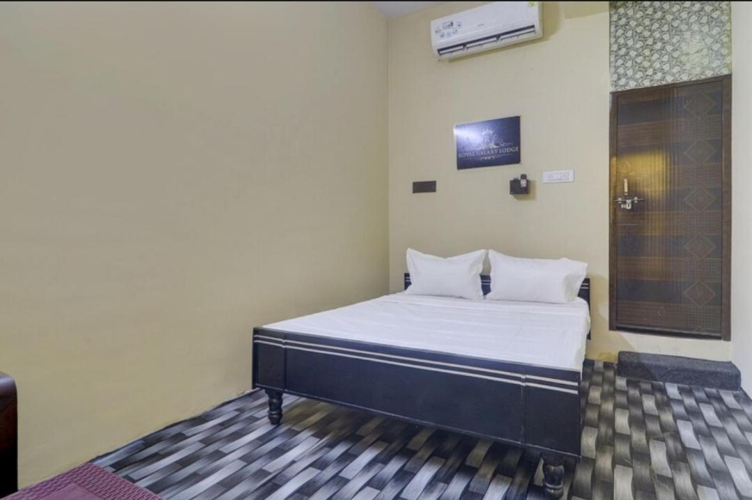 The Royal Galaxy Otel Haydarabad Dış mekan fotoğraf